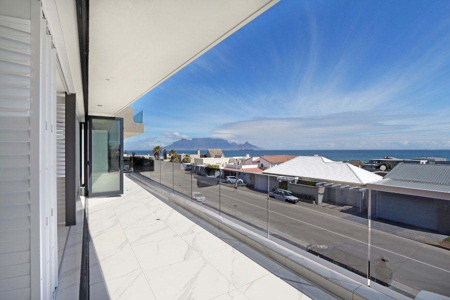 5 Bedroom Property for Sale in Bloubergstrand Western Cape